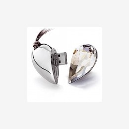 clé USB coeur cristal blanc